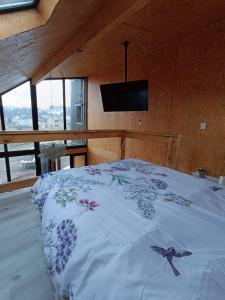 A bed or beds in a room at Enzojo 2