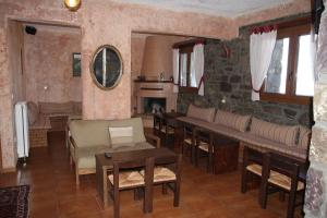 Posezení v ubytování Faris Hotel