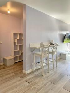 Afbeelding uit fotogalerij van T2 calme proche de la douane in Ville-la-Grand