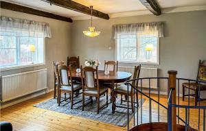 Ruang duduk di Nice Home In Agunnaryd With Kitchen