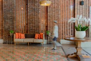 Amnaya Resort Nusa Dua的休息区