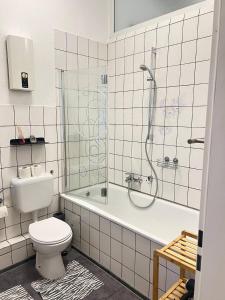 Koupelna v ubytování Koblenz Corner Rooms