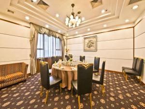 Argyle International Airport Hotel Shanghai的休息区