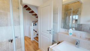 Et badeværelse på Min Söl + 19 billeder