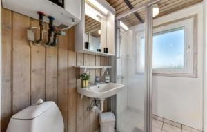 Koupelna v ubytování Holiday Home Granvej I