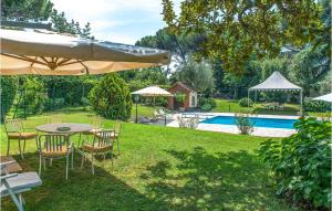 The swimming pool at or close to 5 Bedroom Amazing Home In Grottaferrata