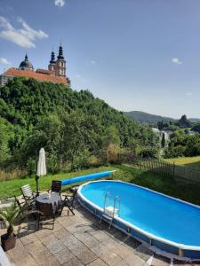 Πισίνα στο ή κοντά στο Wohnen in Graz Mariatrost