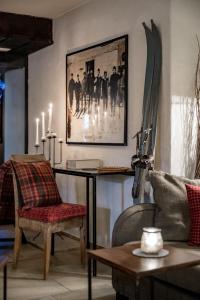 Posezení v ubytování Mondschein Hotel & Chalet Ski-In Ski-Out Luxus am Arlberg