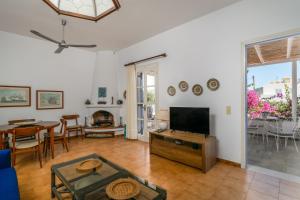 Μια τηλεόραση ή/και κέντρο ψυχαγωγίας στο Villa Contessina V