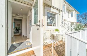 Balkón nebo terasa v ubytování 1 Bedroom Amazing Home In Köpingsvik