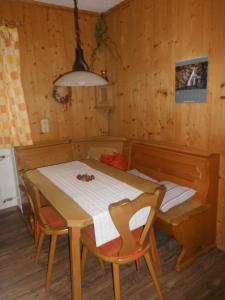 Fotografie z fotogalerie ubytování Ferienwohnung Schwaiger v destinaci Dietramszell