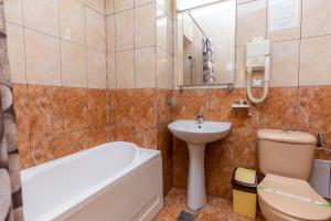 Koupelna v ubytování Hotel Sir Colentina