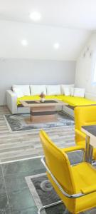 Posezení v ubytování Apartmani Romansa Perucac