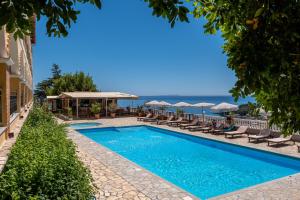 Bazén v ubytování Apart Hotel Alex nebo v jeho okolí