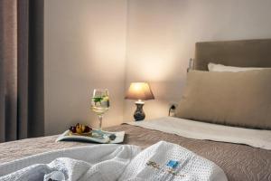Posteľ alebo postele v izbe v ubytovaní Ble Oneiro villa CRYSTAL