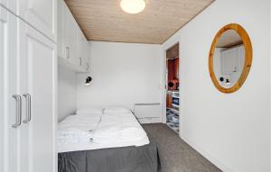 Katil atau katil-katil dalam bilik di 1 Bedroom Amazing Apartment In Rømø