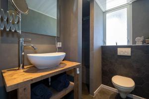 Koupelna v ubytování B & B Het Veurhuus
