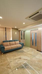Hotel Hive Inn - Kozhikode的休息区