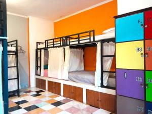 Giường trong phòng chung tại ViaVia Guesthouse +37 ảnh