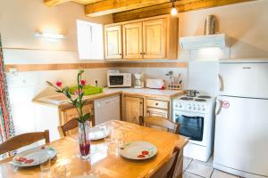 Fotografie z fotogalerie ubytování Gîte Gîte 2/4 personnes à La Grandville v destinaci La Salle-Prunet