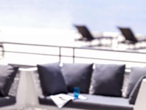 Posezení v ubytování Fairmont Bab Al Bahr