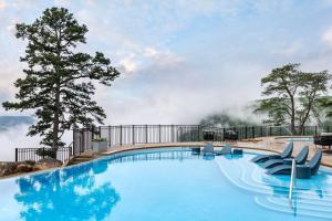 Piscina di Cloudland at McLemore Resort Lookout Mountain, Curio by Hilton o nelle vicinanze