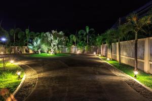 Zahrada ubytování Phuket Pool Residence - Adults only