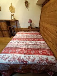 Postel nebo postele na pokoji v ubytování Cuckoo Apartment