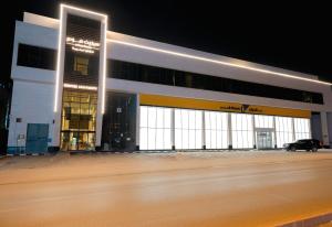 Το κτήριο όπου στεγάζεται  το ξενοδοχείο διαμερισμάτων