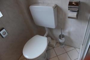 Koupelna v ubytování Hotel Hoyers in Pinneberg