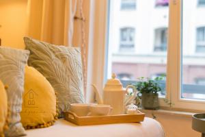 Postel nebo postele na pokoji v ubytování Apartament Studzienna Prestige Old Town