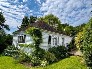Gallery image of Huntleys Lodge in Ticehurst