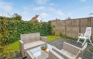Garður fyrir utan Stunning Home In Haderslev With Wifi