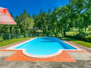 The swimming pool at or close to Apartment Certina 4 by Interhome