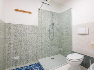 Koupelna v ubytování Apartment Casa Polla-2 by Interhome