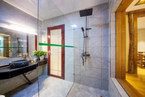 Hongfu Villa - Zhangjiajie National Forest Park West Gate的一间浴室