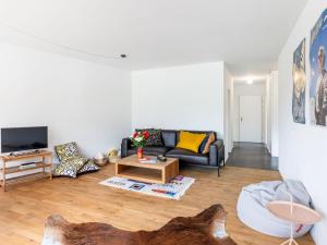 Televisyen dan/atau pusat hiburan di Apartment Parkareal - Utoring-47 by Interhome