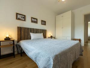 Posteľ alebo postele v izbe v ubytovaní Apartment Mirror by Interhome