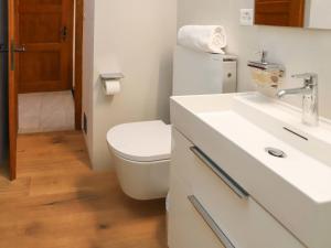 Bagno di Apartment Vert Pré 2 by Interhome