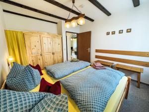 Ένα ή περισσότερα κρεβάτια σε δωμάτιο στο Apartment Am Hohen Bogen-47 by Interhome +19 φωτογραφίες