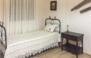 Postel nebo postele na pokoji v ubytování Apartment Leventoxori Ilias With Sea View 06
