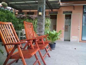 Фотография из галереи Homey Studio Apartment at Grand Setiabudi By Travelio в Бандунге