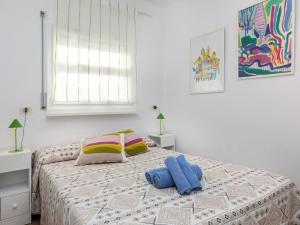 Posteľ alebo postele v izbe v ubytovaní Apartment Fané de Dalt by Interhome
