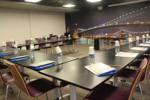 Poslovni prostori in/oz. konferenčna soba v nastanitvi BRIT HOTEL - RESTAURANT Saint-Brieuc Langueux