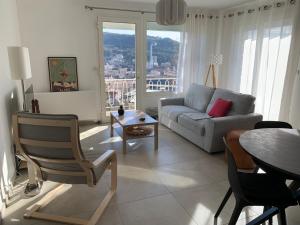 Posezení v ubytování T4 VUE IMPRENABLE montagnes et ville