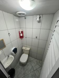 Ένα μπάνιο στο Hotel Ita Avenida +26 φωτογραφίες