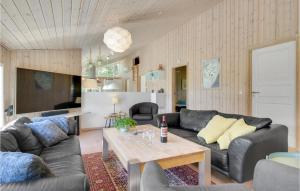 Posezení v ubytování Holiday Home Vidie-Kjæret