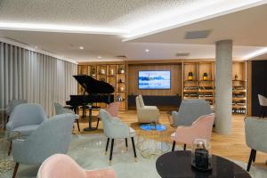 Posezení v ubytování Brit Hotel Paris Orly Rungis