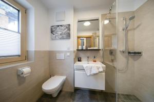 Kúpeľňa v ubytovaní Nationalpark Chalet Schwarzes Hörndl + 37 fotografií