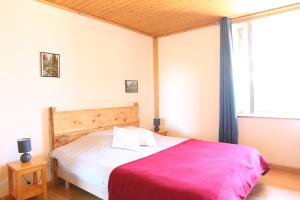 Postel nebo postele na pokoji v ubytování Relais des Salines